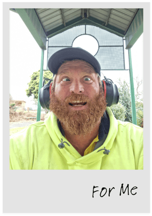 d tyndal selfie