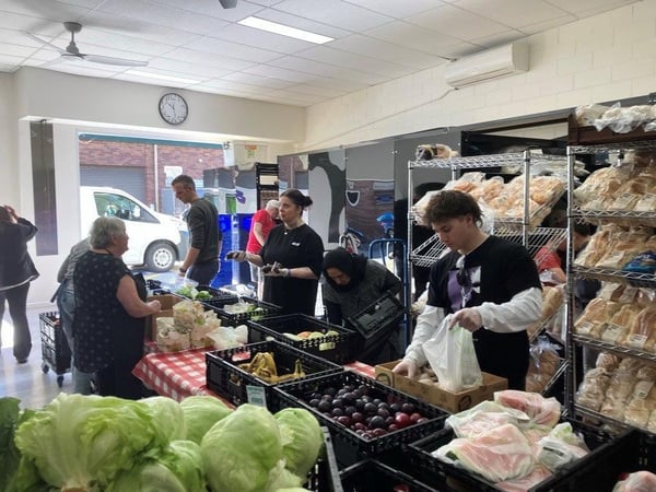 ETP Volunteer Day - Transit Soup Kitchen - Sorting Vegies